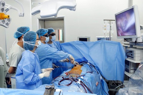 70 năm Ngày Thầy thuốc Việt Nam: Y tế Việt Nam làm chủ nhiều công nghệ hiện đại - Ảnh 4. 70 năm Ngày Thầy thuốc Việt Nam: Y tế Việt Nam làm chủ nhiều công nghệ hiện đại - Ảnh 4.