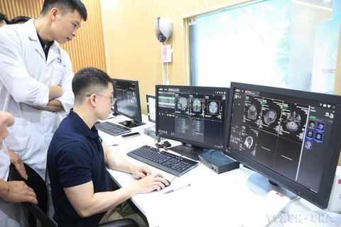 70 năm Ngày Thầy thuốc Việt Nam: Y tế Việt Nam làm chủ nhiều công nghệ hiện đại - Ảnh 10. 70 năm Ngày Thầy thuốc Việt Nam: Y tế Việt Nam làm chủ nhiều công nghệ hiện đại - Ảnh 10.