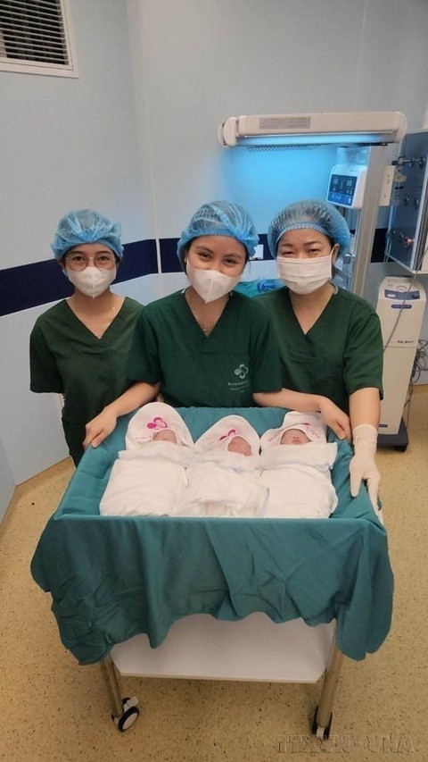 70 năm Ngày Thầy thuốc Việt Nam: Y tế Việt Nam làm chủ nhiều công nghệ hiện đại - Ảnh 13. 70 năm Ngày Thầy thuốc Việt Nam: Y tế Việt Nam làm chủ nhiều công nghệ hiện đại - Ảnh 13.