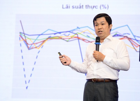 Cần giải bài toán tiếp cận vốn của doanh nghiệp - Ảnh 1. Giảm tình trạng hạn chế tài chính cho doanh nghiệp, có thể bùng nổ đầu tư dài hạn - Ảnh 1.