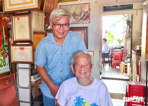 Sống đến 100 tuổi - bí mật của 'vùng xanh': Bí quyết sống vui khỏe tuổi 105 của ông cụ Việt Nam - Ảnh 7.