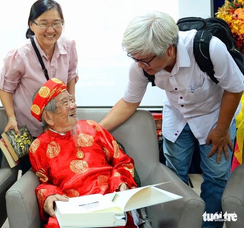 Sống đến 100 tuổi - bí mật của 'vùng xanh': Bí quyết sống vui khỏe tuổi 105 của ông cụ Việt Nam - Ảnh 12. Sống đến 100 tuổi - bí mật của 'vùng xanh': Bí quyết sống vui khỏe tuổi 105 của ông cụ Việt Nam - Ảnh 12.
