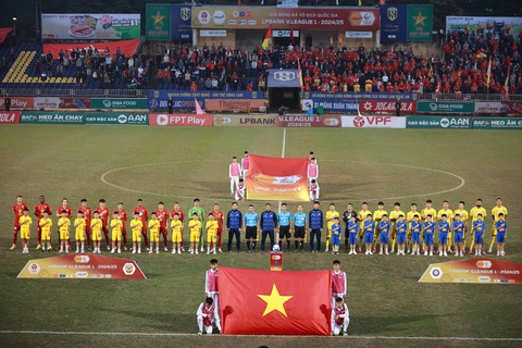 Hòa Hồng Lĩnh Hà Tĩnh, CLB Thanh Hóa có chuỗi 9 trận không thắng - Ảnh 2. Hòa Hồng Lĩnh Hà Tĩnh, CLB Thanh Hóa có chuỗi 9 trận không thắng - Ảnh 1.