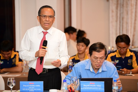 Tăng cho vay vốn, nông dân và doanh nghiệp giảm rủi ro từ biến động thị trường - Ảnh 5. Bàn chuyện vốn, phó chủ tịch VFA: ngành gạo đang gặp chuyện 'đau buồn' - Ảnh 9.
