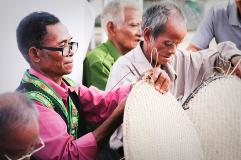 Khánh Hòa không còn huyện nghèo - Ảnh 2. Khánh Hòa không còn huyện nghèo - Ảnh 2.