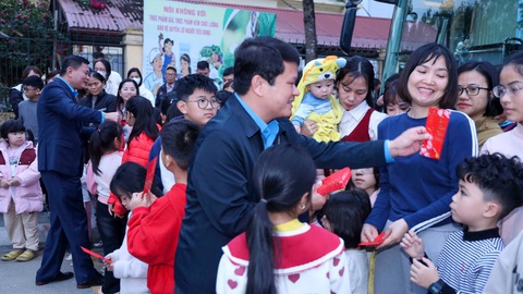 Sau Tết, số lao động quay lại làm việc có đạt 100%? - Ảnh 3. Sau Tết, số lao động quay lại làm việc có đạt 100%? - Ảnh 3.