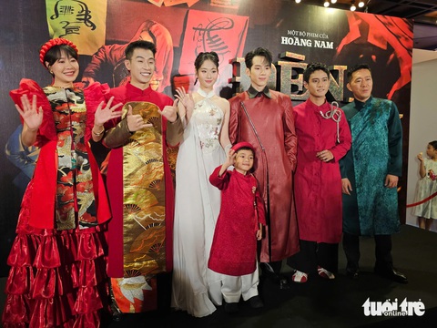 Hoàng Kim Ngọc 'Về nhà đi con' sợ khi được mời đóng phim điện ảnh 'Đèn âm hồn' - Ảnh 3. Hoàng Kim Ngọc 'Về nhà đi con' sợ khi được mời đóng phim điện ảnh 'Đèn âm hồn' - Ảnh 3.