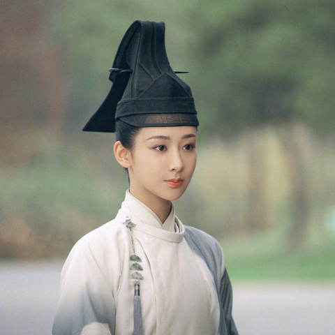 'The Glory' bản cổ trang của Trần Đô Linh kèn cựa 'Thanh trâm hành' của Dương Tử - Ảnh 1. 'The Glory' bản cổ trang của Trần Đô Linh kèn cựa 'Thanh trâm hành' của Dương Tử - Ảnh 1.