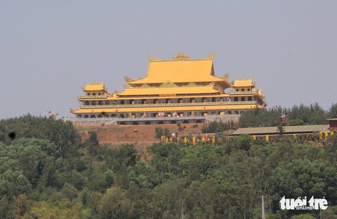 Chùa có tượng Phật Quan Âm cao nhất Đông Nam Á đón khách nhiều nhất Quảng Ngãi dịp Tết - Ảnh 4.