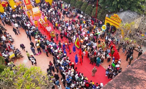Hà Nam - hòn đảo lạ kỳ của nước Việt - Kỳ 4: Lễ hội rước người có một không hai - Ảnh 2. Hà Nam - hòn đảo lạ kỳ của nước Việt - Kỳ 4: Lễ hội rước người có một không hai - Ảnh 2.