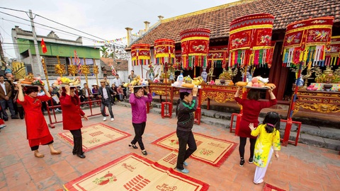 Hà Nam - hòn đảo lạ kỳ của nước Việt - Kỳ 4: Lễ hội rước người có một không hai - Ảnh 3. Hà Nam - hòn đảo lạ kỳ của nước Việt - Kỳ 4: Lễ hội rước người có một không hai - Ảnh 3.
