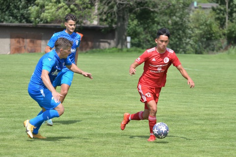 Tiền vệ Andrej Nguyễn: