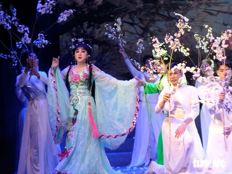 Thoại Mỹ, nàng Liễu Chương Đài yêu kiều trong Tân mai trắng se duyên - Ảnh 1. Thoại Mỹ, nàng Liễu Chương Đài yêu kiều trong Tân mai trắng se duyên - Ảnh 1.
