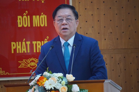 Làm sao để người dân đọc sách lý luận chính trị nhiều hơn - Ảnh 2. Làm sao để người dân đọc sách lý luận chính trị nhiều hơn - Ảnh 2.