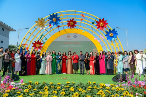 Home Hanoi Xuan: Hành trình nửa thập kỷ tôn vinh Tết Việt - Ảnh 1. Home Hanoi Xuan: Hành trình nửa thập kỷ tôn vinh Tết Việt - Ảnh 1.