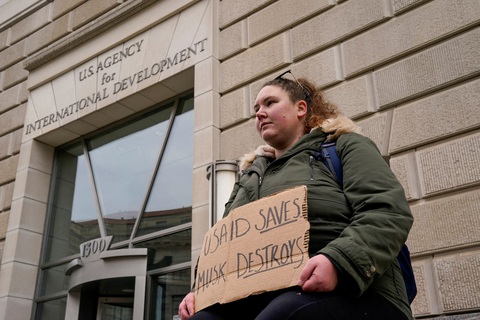 Tin tức thế giới ngày 8-2: Tòa án ngăn ông Trump giải thể USAID; Ông Trump sắp gặp ông Zelensky - Ảnh 3. Tin tức thế giới ngày 8-2: Tòa án ngăn ông Trump giải thể USAID; Ông Trump sắp gặp ông Zelensky - Ảnh 2.