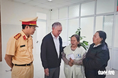 Danh tính nạn nhân tử vong trong vụ tai nạn nghiêm trọng ở Phú Yên - Ảnh 1. Kết quả test nồng độ cồn, ma túy tài xế xe khách tông dải phân cách làm 3 người chết - Ảnh 1.
