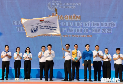 Tuổi trẻ thành phố Bác khởi động Tháng thanh niên 2025 - Ảnh 2. Tuổi trẻ thành phố Bác bước vào Tháng thanh niên 2025 - Ảnh 2.
