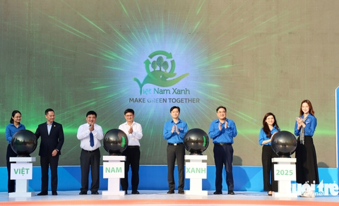 Tuổi trẻ thành phố Bác khởi động Tháng thanh niên 2025 - Ảnh 3. Tuổi trẻ TP.HCM bước vào Tháng thanh niên 2025 - Ảnh 3.