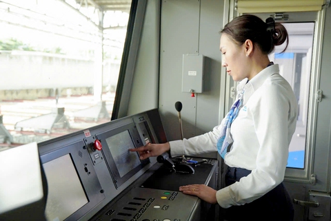 Học lái tàu metro dễ hay khó? - Ảnh 1. Học lái tàu metro dễ hay khó? - Ảnh 1.