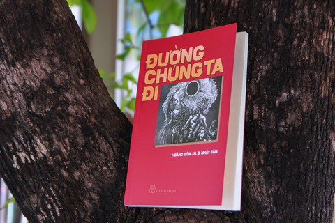 Đường chúng ta đi không phai mờ theo năm tháng - Ảnh 1. Đường chúng ta đi không phai mờ theo năm tháng - Ảnh 1.