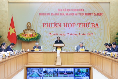 Mỗi ngày cần hoàn thành 459 căn, đến cuối năm mới xóa được hết nhà tạm, nhà dột nát - Ảnh 1.