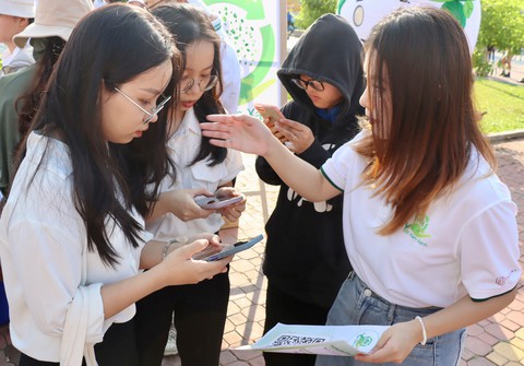 Lan tỏa năng lượng tích cực cùng thử thách sống xanh - Ảnh 1. Lan tỏa năng lượng tích cực cùng thử thách sống xanh - Ảnh 1.