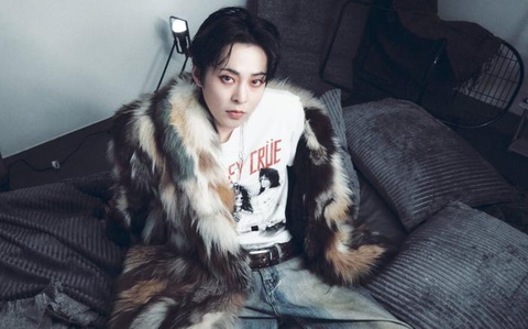 Ồn ào 'cấm sóng' của Xiumin EXO hé lộ góc khuất của làng giải trí Hàn Quốc - Ảnh 2. Ồn ào 'cấm sóng' của Xiumin EXO hé lộ góc khuất của làng giải trí Hàn Quốc - Ảnh 2.