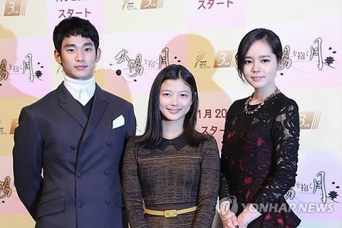 Kim Soo Hyun tiếp tục bị 'bóc phốt', lộ bằng chứng hẹn hò với Kim Sae Ron - Ảnh 5. Kim Sae Ron từng viết thư van xin Kim Soo Hyun về món nợ 700 triệu won, lộ bằng chứng hẹn hò - Ảnh 5.