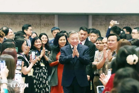 Tổng Bí thư Tô Lâm: Trân trọng đóng góp của kiều bào ở Singapore với Tổ quốc - Ảnh 1. Tổng Bí thư Tô Lâm: Trân trọng đóng góp của kiều bào ở Singapore với Tổ quốc - Ảnh 1.
