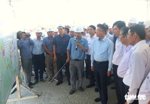 Phó thủ tướng Lê Thành Long: Tránh xảy ra tiêu cực trong công tác giải phóng mặt bằng làm cao tốc - Ảnh 5. Phó thủ tướng Lê Thành Long: Tránh xảy ra tiêu cực trong công tác giải phóng mặt bằng làm cao tốc - Ảnh 4.