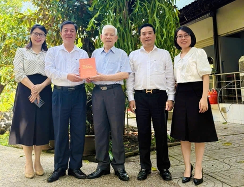 Tìm hiểu công cuộc đổi mới đất nước thời Chủ tịch nước Nguyễn Minh Triết - Ảnh 1. Đọc lại những tâm huyết phát triển đất nước của nguyên Chủ tịch nước Nguyễn Minh Triết - Ảnh 1.