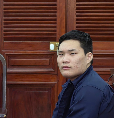Sang Việt Nam du lịch rồi cướp tài sản, người Hàn Quốc lãnh 7 năm tù - Ảnh 1. Sang Việt Nam du lịch rồi cướp tài sản, người Hàn Quốc lãnh 7 năm tù - Ảnh 1.