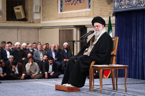 Đại giáo chủ Iran khước từ lời mời đàm phán hạt nhân từ ông Trump - Ảnh 1. Đại giáo chủ Iran khước từ lời mời đàm phán hạt nhân từ ông Trump - Ảnh 1.