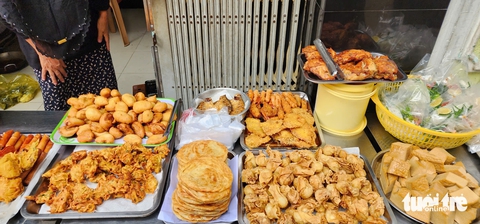 Bí kíp 'ăn sạch' các món hấp dẫn tại chợ ẩm thực Ramadan - Ảnh 1. Bí kíp khám phá các món hấp dẫn tại chợ ẩm thực Ramadan - Ảnh 1.