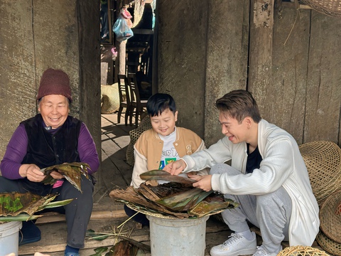 Cùng cha con nam ca sĩ Hoàng Hiệp khám phá Cao Bằng - Ảnh 4. Cùng cha con nam ca sĩ Hoàng Hiệp khám phá Cao Bằng - Ảnh 4.