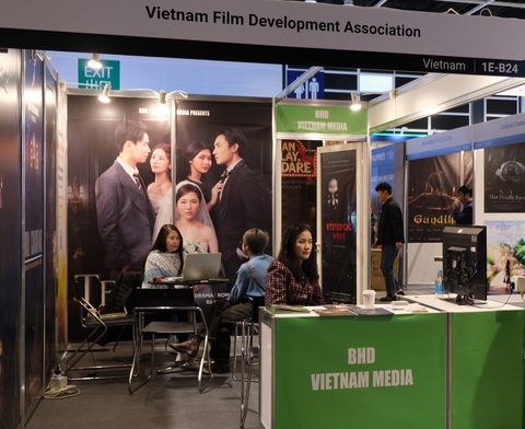 Phim Việt ‘kín lịch’ với khách mua tại Hội chợ phim và truyền hình quốc tế Hồng Kông - Ảnh 2. Phim Việt ‘kín lịch’ với khách mua tại Hội chợ phim và truyền hình quốc tế Hồng Kông - Ảnh 2.