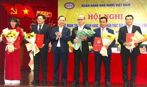 Gặp lãnh đạo Ngân hàng Nhà nước, doanh nghiệp kiến nghị ổn định tỉ giá, lãi suất vay - Ảnh 3. Gặp lãnh đạo Ngân hàng Nhà nước, doanh nghiệp kiến nghị ổn định tỉ giá, lãi suất vay - Ảnh 3.