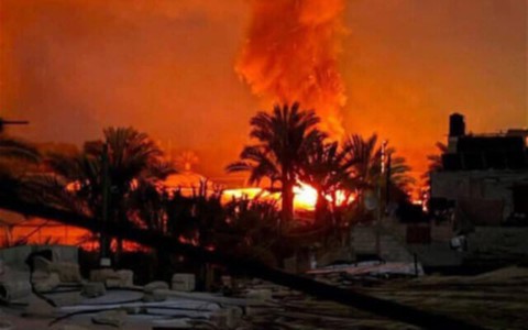 NÓNG: Israel không kích khắp Gaza, 270 người thương vong - Ảnh 1. NÓNG: Israel không kích khắp Gaza, hơn 300 người thiệt mạng - Ảnh 1.