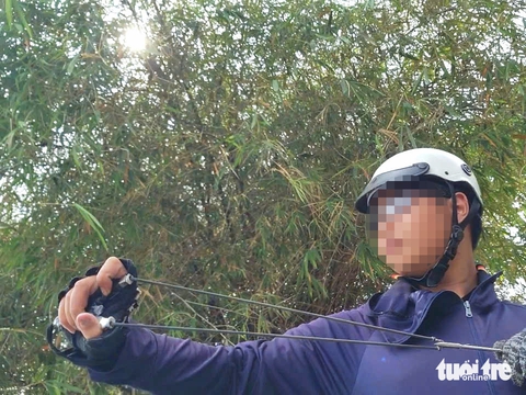 5 phường sẽ tuần tra vụ 'ná thủ' bắn cá trên kênh Nhiêu Lộc - Thị Nghè - Ảnh 2.