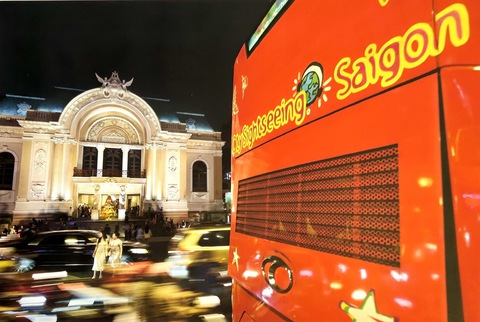 Triển lãm ảnh Saigon 365 của cha và con - Ảnh 7. Triển lãm ảnh Saigon 365 của hai cha con Nguyễn Thanh Tùng và Bill Nguyễn - Ảnh 7.