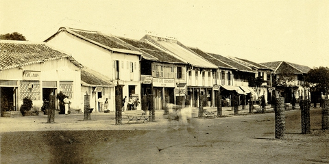 Giải mã lại Chú Hỏa - đại gia lừng lẫy Sài Gòn -Kỳ 2: Chú Hỏa - Hui Bon Hoa thật sự là ai? - Ảnh 2. Giải mã lại Chú Hỏa - đại gia lừng lẫy Sài Gòn - Kỳ 2: Chú Hỏa - Hui Bon Hoa thật sự là ai? - Ảnh 4.