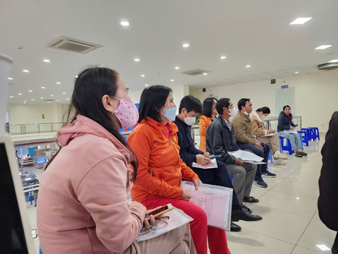 Người dân dồn nộp hồ sơ chuyển mục đích sử dụng đất, nhiều huyện quá tải - Ảnh 2.