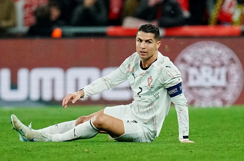 Ronaldo: Hiện tại không phải khoảnh khắc sống còn, nhưng rất căng thẳng - Ảnh 1.
