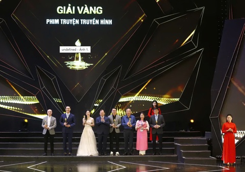 Mạnh Trường và Oanh Kiều là hai diễn viên xuất sắc nhất tại Liên hoan Truyền hình toàn quốc - Ảnh 2.