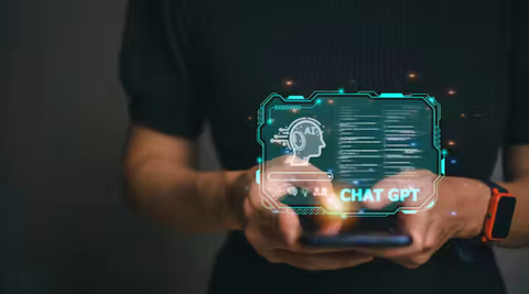 Một người Na Uy khiếu nại ChatGPT vì tung tin giả - Ảnh 1. ChatGPT bị kiện vì tung tin giả - Ảnh 1.