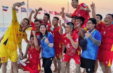 Đội tuyển bóng đá bãi biển Việt Nam thua Malaysia - Ảnh 4. Đội tuyển bóng đá bãi biển Việt Nam thua Malaysia - Ảnh 4.