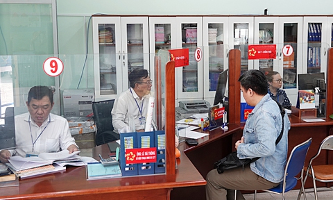 Tuyển cán bộ sau sắp xếp bộ máy: Nguồn nhân lực quý nhưng cần nhiều tiêu chí - Ảnh 1. Tuyển cán bộ sau sắp xếp bộ máy: Nguồn nhân lực quý nhưng cần nhiều tiêu chí - Ảnh 1.