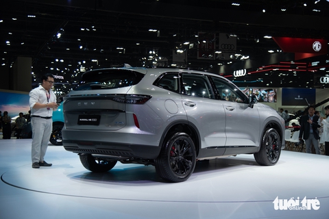 Haval H6 2025 có gì: Tinh chỉnh thiết kế, 2 màn lớn, bản PHEV đổi pin giảm tầm vận hành thuần điện - Ảnh 12.