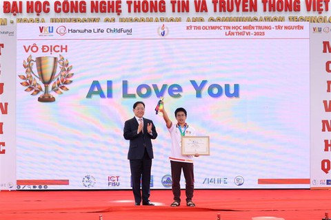 Hanwha Life thúc đẩy đổi mới AI và tài trợ Olympic về tin học 2025 - Ảnh 1.